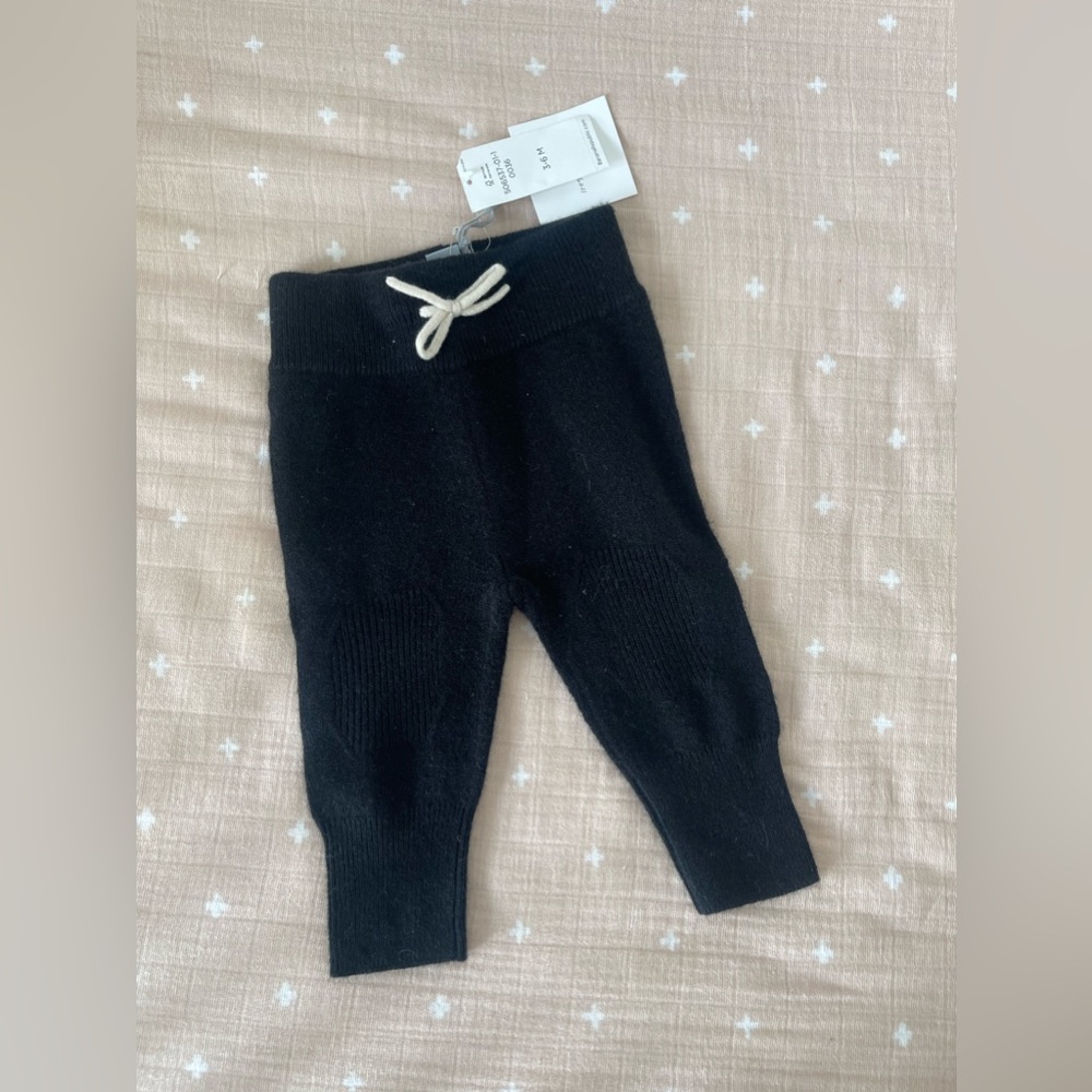 Banana Republic Cashmere leggings for baby